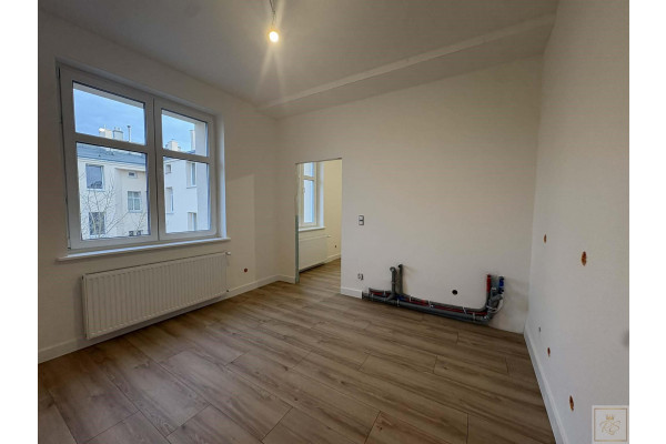Poznań, Przemysłowa, Wilda, 64,5 m&sup2;, REMONT 2026 &mdash; gotowe na inwestycję!
