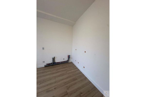 Poznań, Przemysłowa, Wilda, 64,5 m&sup2;, REMONT 2026 &mdash; gotowe na inwestycję!